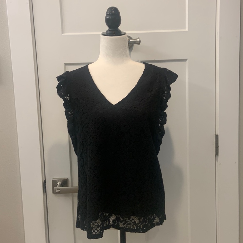 David Lerner Black , Sleeveless, Full Lace top , Size Medium .